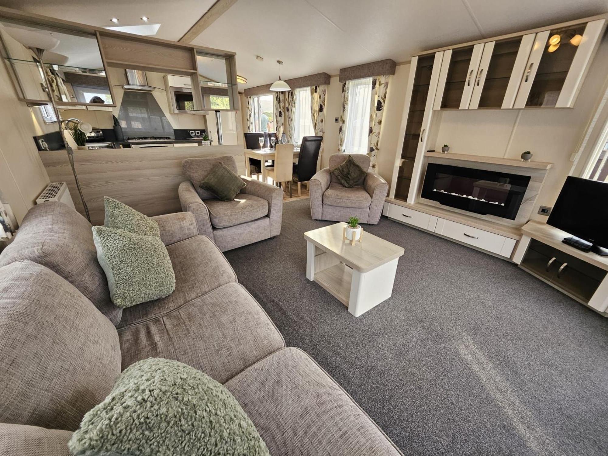 Applegrove Country Park, Scarborough With Private Hot Tubs * Burniston