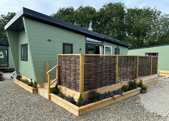 Applegrove Country Park, Scarborough With Private Hot Tubs
