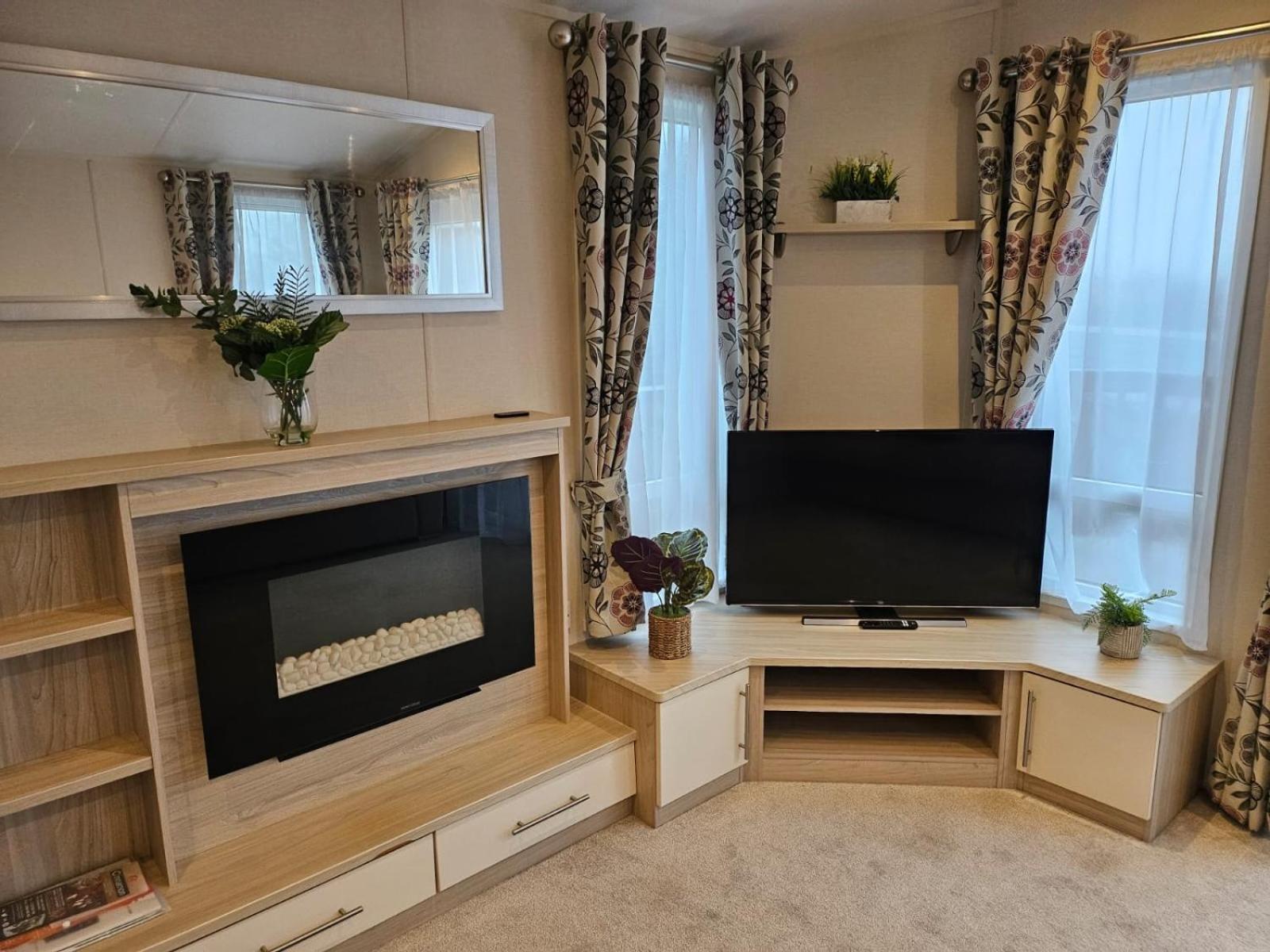 Ferienhaus Applegrove Country Park, Scarborough With Private Hot Tubs Burniston