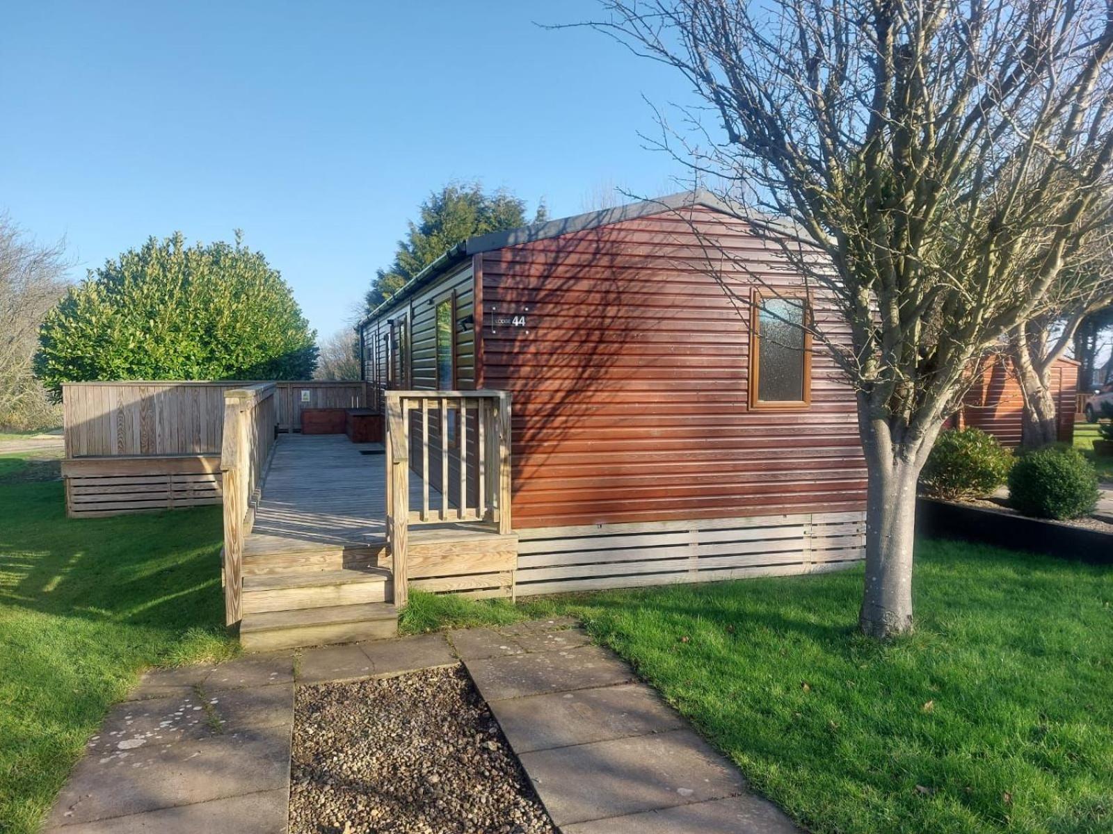 Applegrove Country Park, Scarborough With Private Hot Tubs Burniston